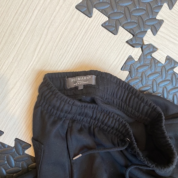 Primark I Thick Cozy Solid Black Tapered Joggers - Picture 6 of 6